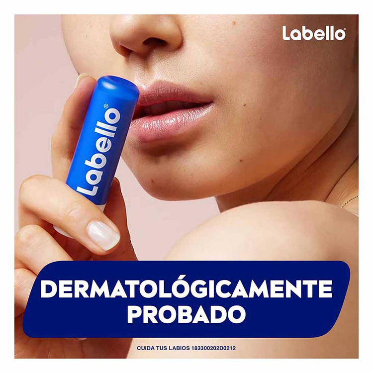 Caring Beauty Balsamo Labial Clasico labios protegidos