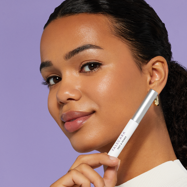 Falscara Primer la nueva forma de usar pestañas