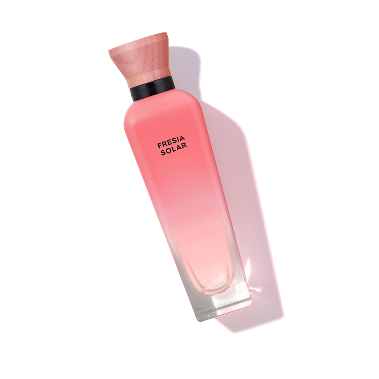 Fresia Solar - Eau de Parfum, hecho principalmente con fresias