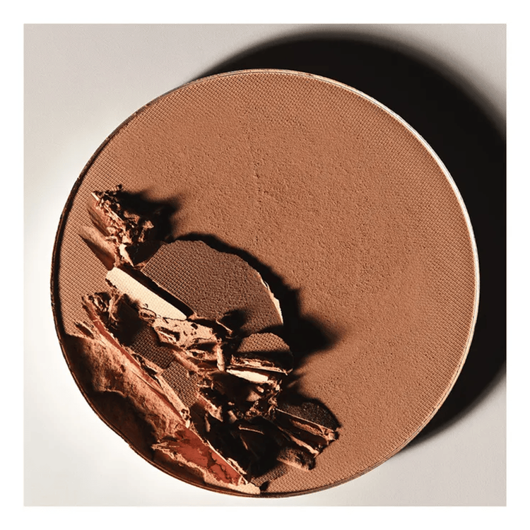 Kylie Natural Blur Powder Foundation - Base de maquillaje, acabado mate