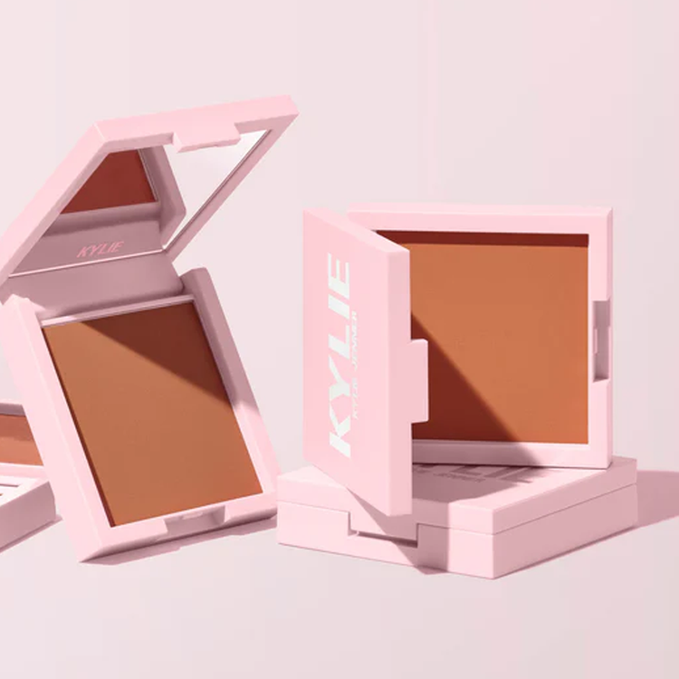 Kylie Powder - Bronzer, de larga duración