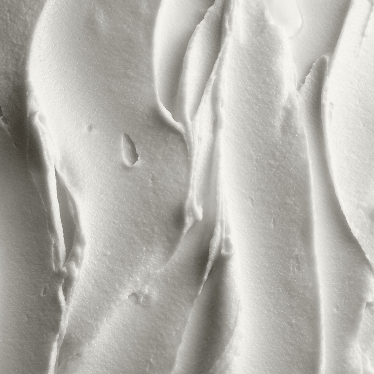 Nutriplenish Acondicionador hidrata y nutre el cabello seco y opaco