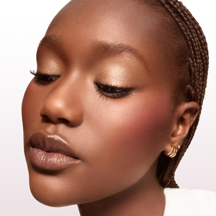 Idôle Tint - Sombra de ojos, con textura líquida