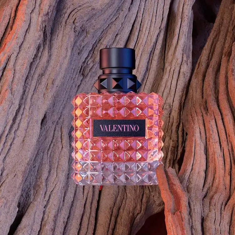 Donna Born in Roma - Eau de Parfum, aroma cítrico y floral