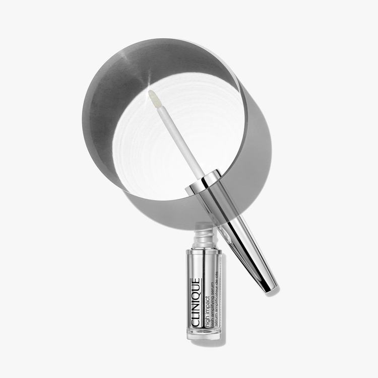 High Impact™ Lash Amplifying Serum Tratamiento de pestañas amplifica las pestañas