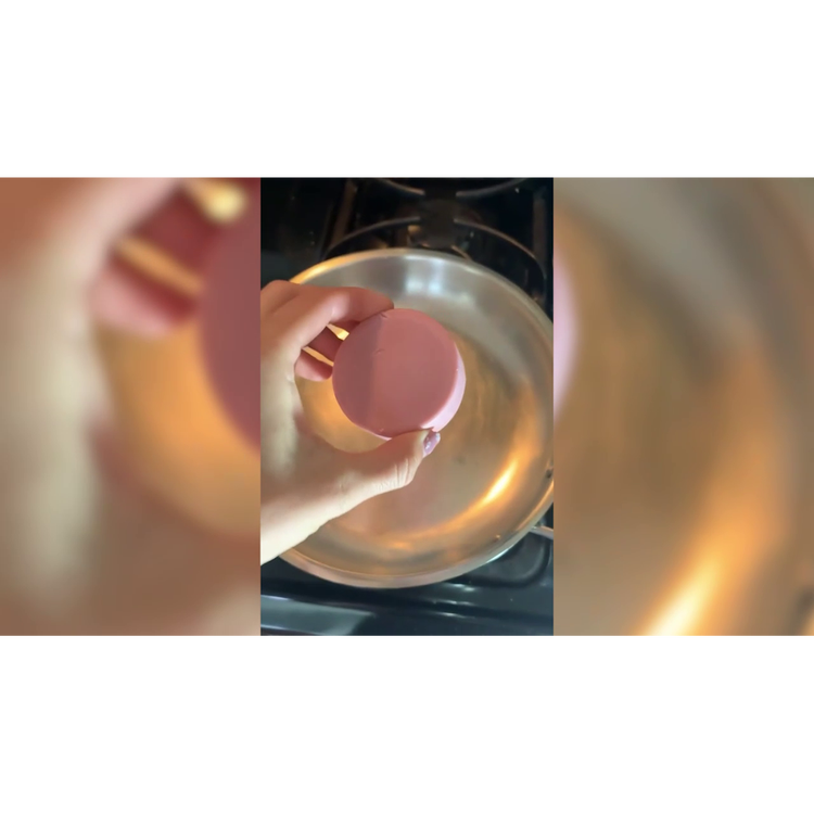 Castor Oil Nourishing Shampoo hidrata el cabello