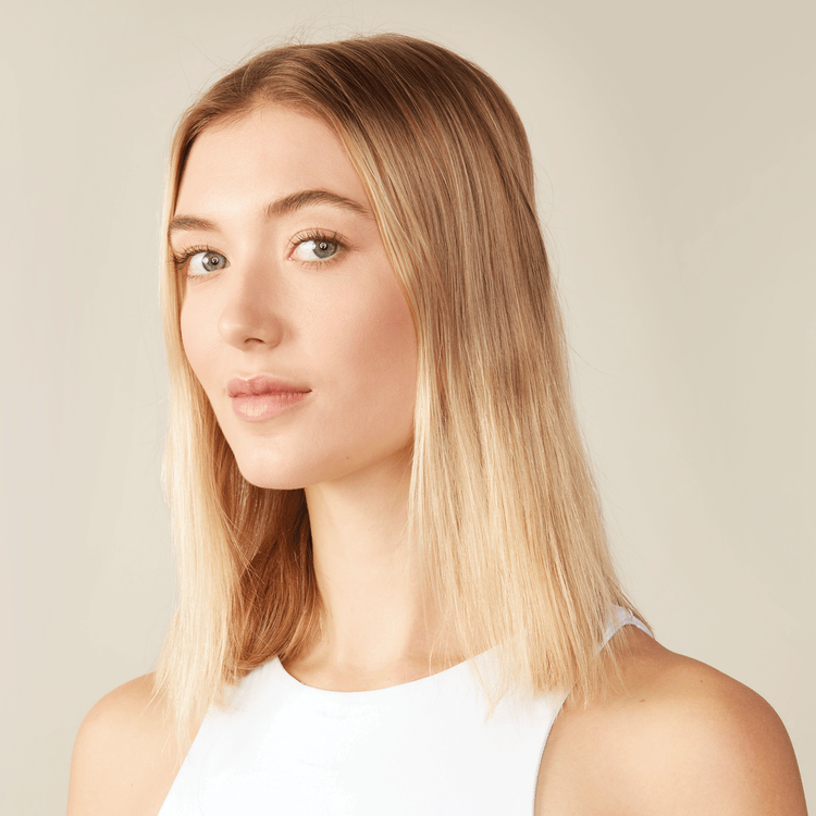 Nutriplenish Acondicionador hidrata y nutre el cabello seco y opaco