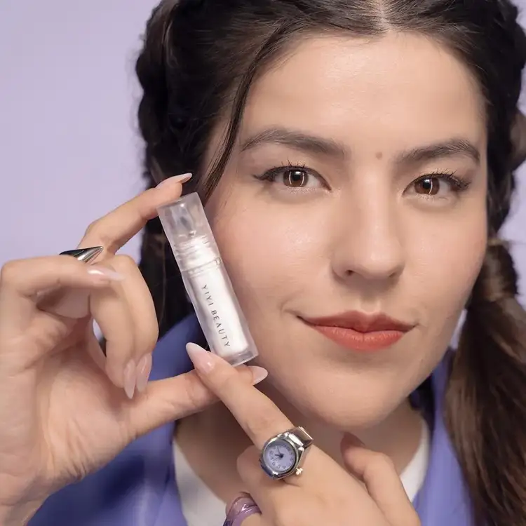 Velvet Liquid Powder - Tinta 3 En 1, fórmula aterciopelada 3ml YIYI BEAUTY