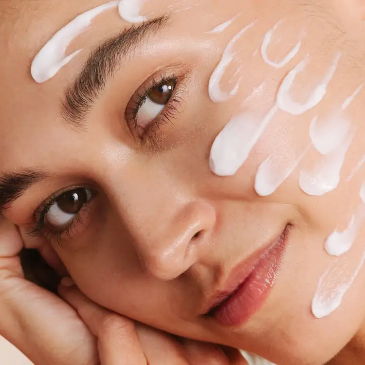 Skin Soothing Hydrating Lotion Loción facial calma, hidrata y alivia piel irritada.