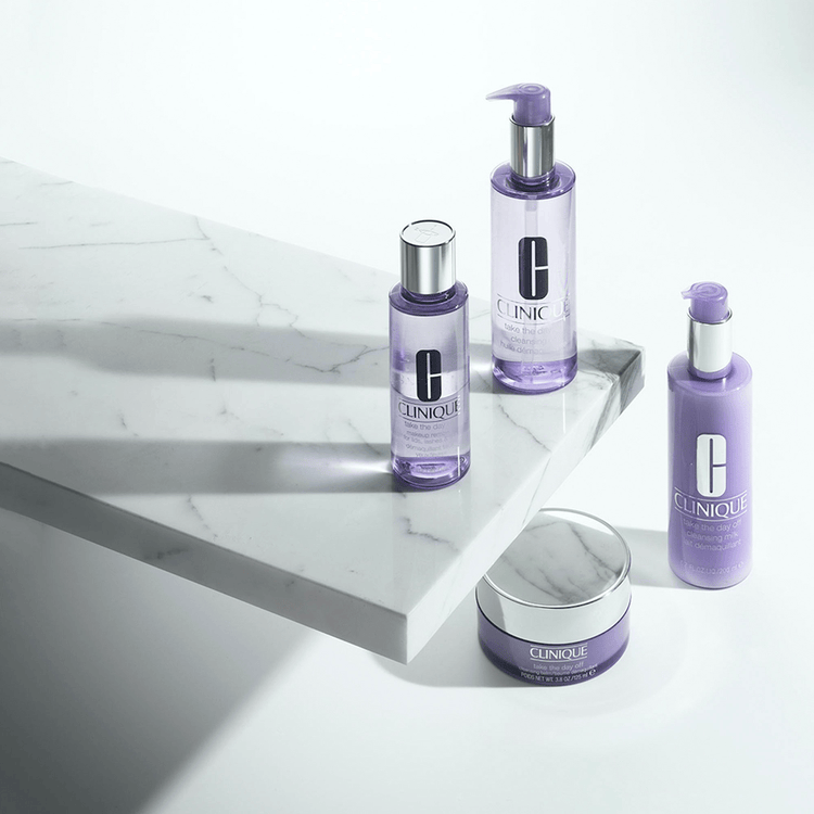 Take The Day Off™ Makeup Remover For Lids, Lashes & Lips Desmaquillaje de ojos formulado para párpados, pestañas y labios