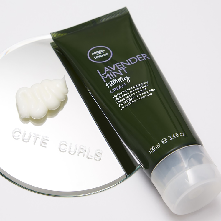 Tea Tree Lavender Mint Taming Crema para peinar combate el frizz