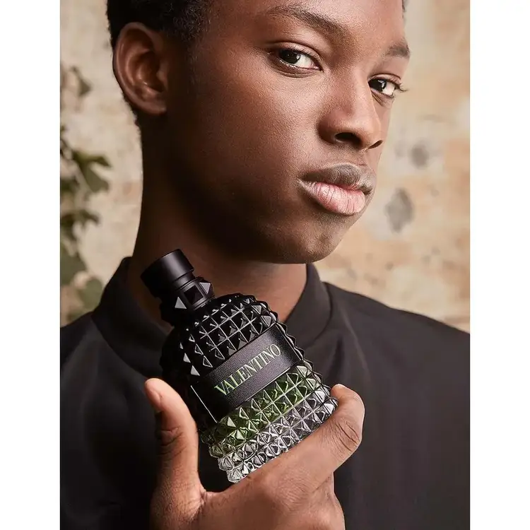 Born In Roma Green Stravaganza - Eau De Toilette, aroma ámbar