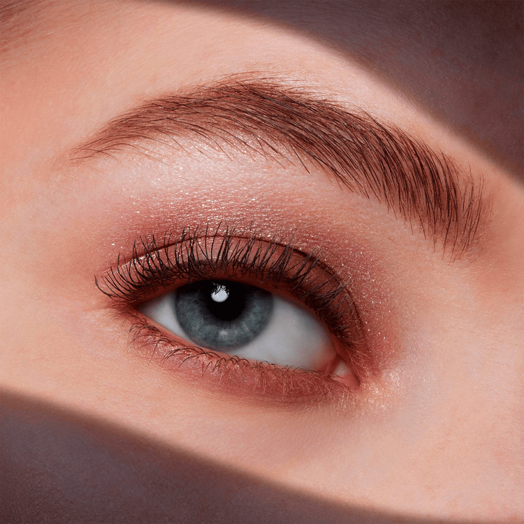 Pure Color Envy Luxe Eyeshadow - Cuarteto de sombras, acabados diferentes: mate,satinado y brillante