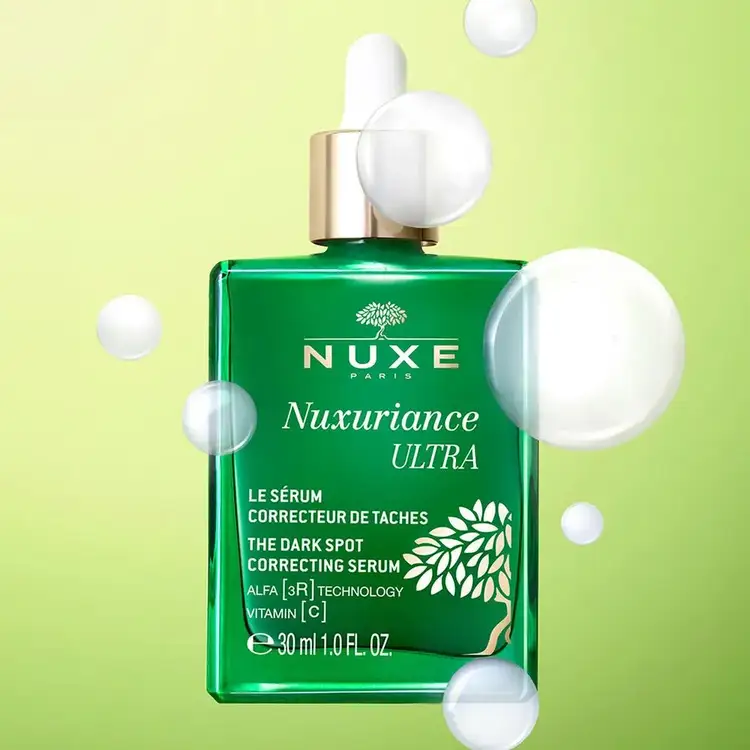 Nuxuriance Ultra Suero corrector de manchas reaviva la luminosidad