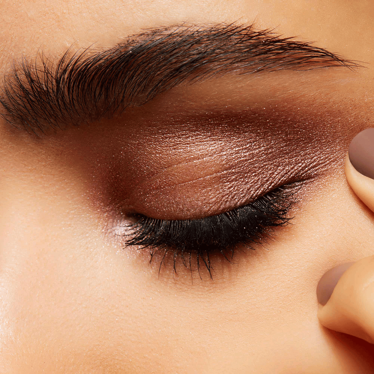 Small Eye Shadow - Sombra de ojos, alta saturación y difuminado profesional