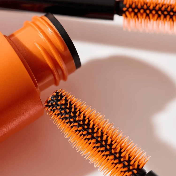 Blast Máscara de pestañas 24h de duración