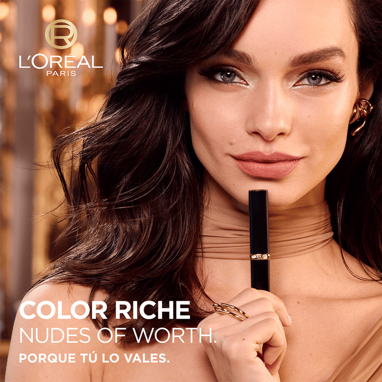 Color Riche Intense Volume Mate - Labial en barra, con ácido hialurónico