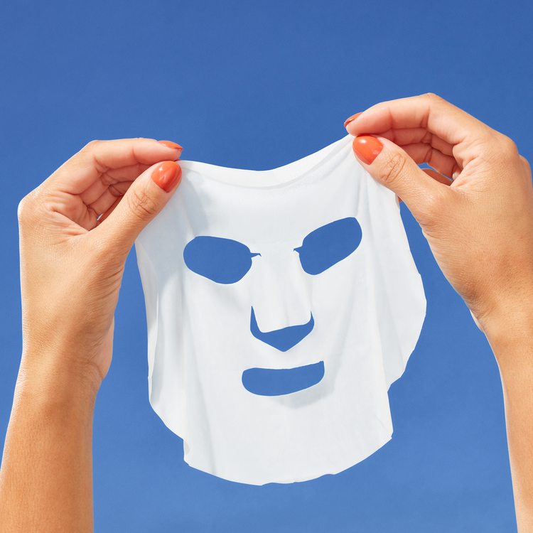 Rose & Strawberries Mascarilla facial de tela calma y refresca la piel