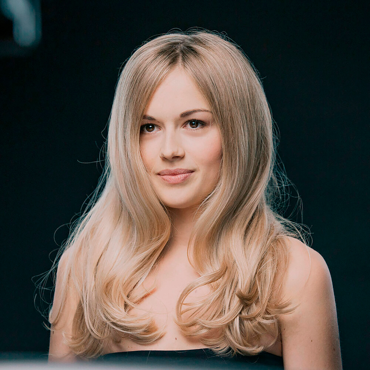 Revitalizing Volumizing - Shampoo, limpia y brinda volumen al cabello