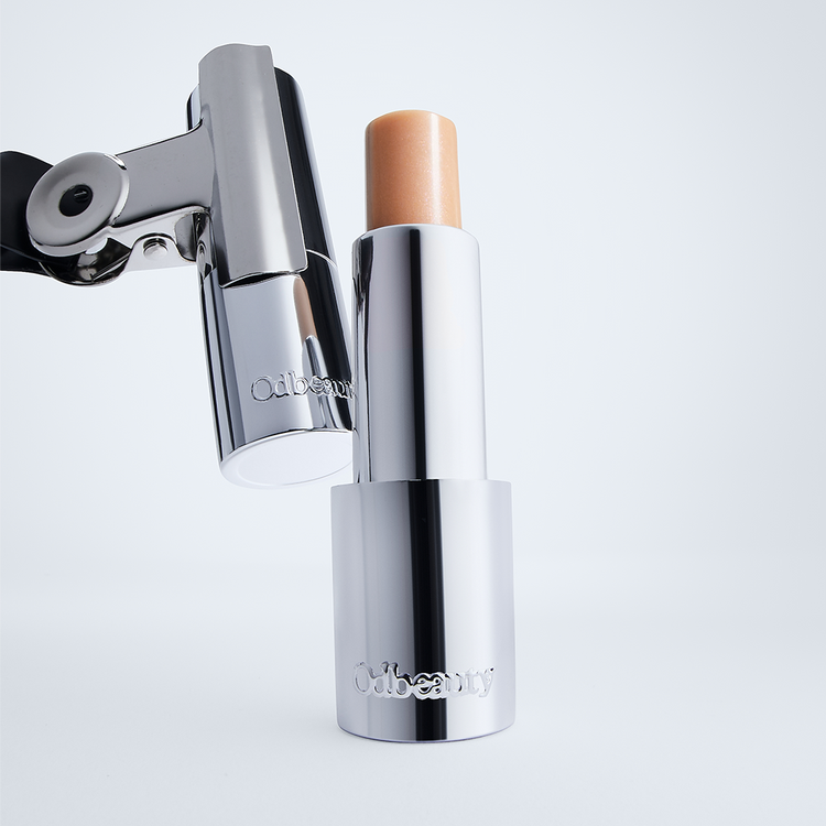 Glow Stick - Barra Iluminadora Brillante Multiusos, hidratante, glow intenso