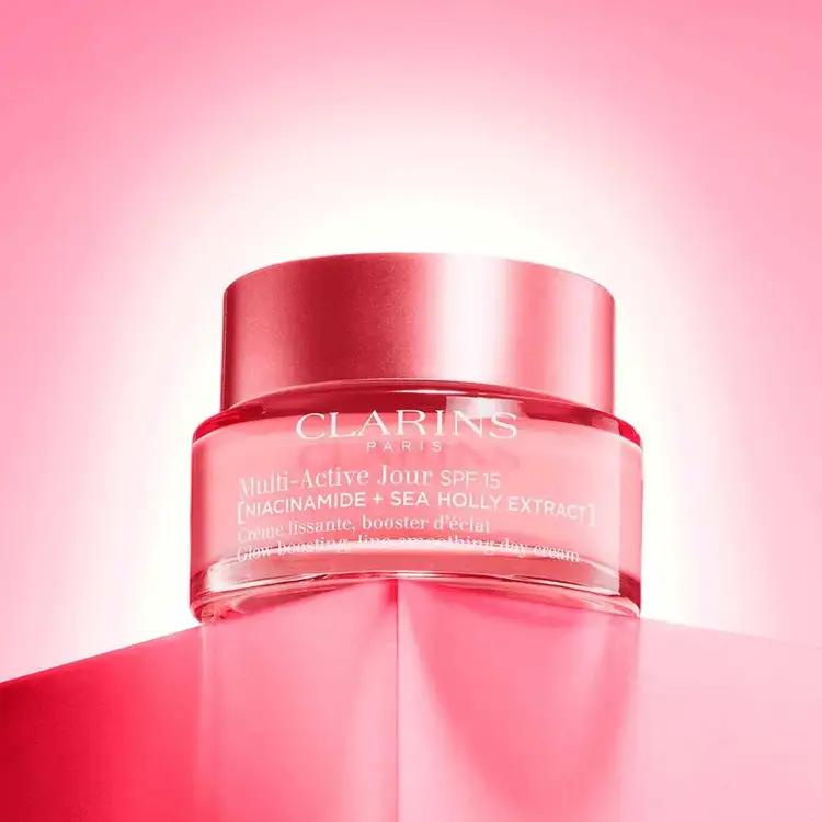 Multi-Active Day Cream Spf 15 Retail Protector solar piel más lisa