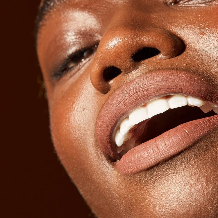 Huelip - Crema labial líquida, acabado mate