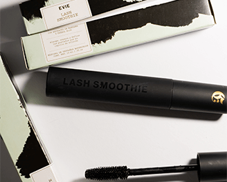 Lash Smoothie Máscara de pestañas alarga y separa