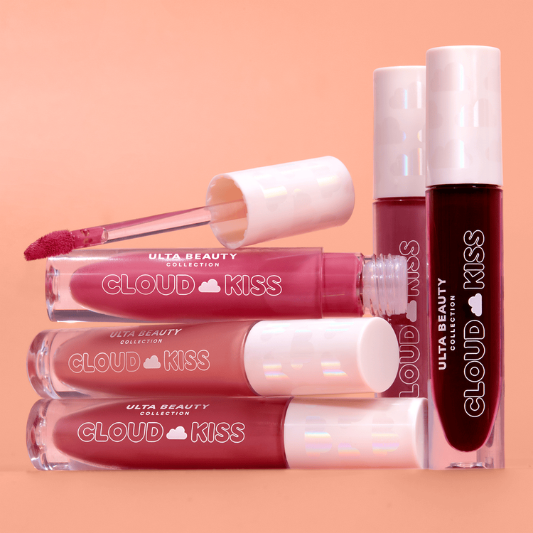 Cloud Kiss Matte - Labial en crema, textura ligera