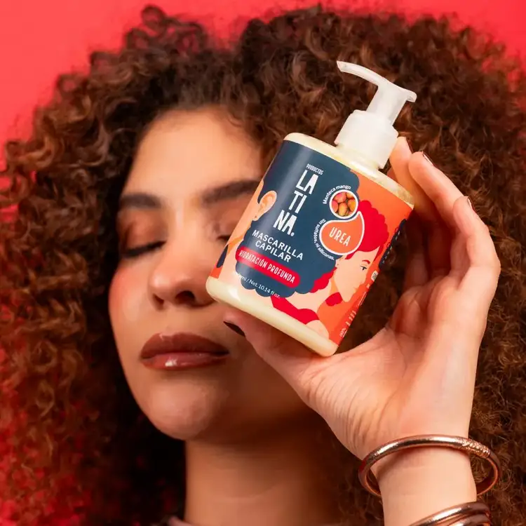 Mascarilla capilar, hidratantación intensa