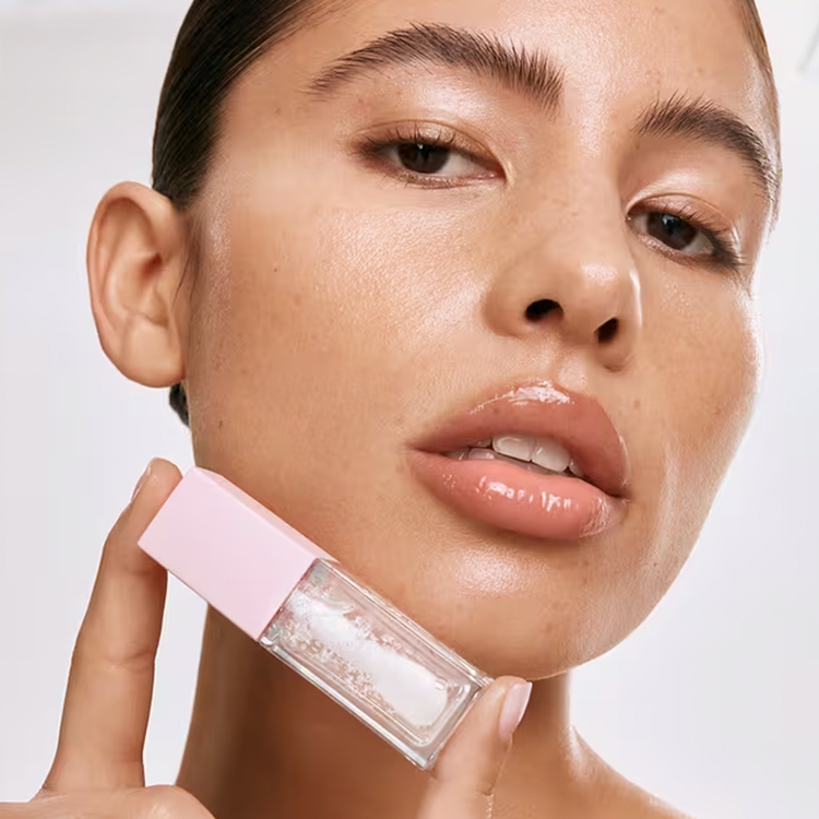 Kylie Lip Oil - Aceite para labios, hidrata y suaviza los labios