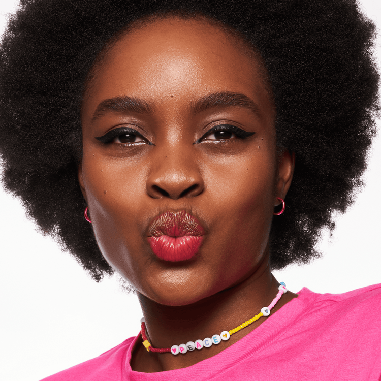 Baby Got Glow Liquid Highlighter - Rubor + iluminador, de fácil aplicación