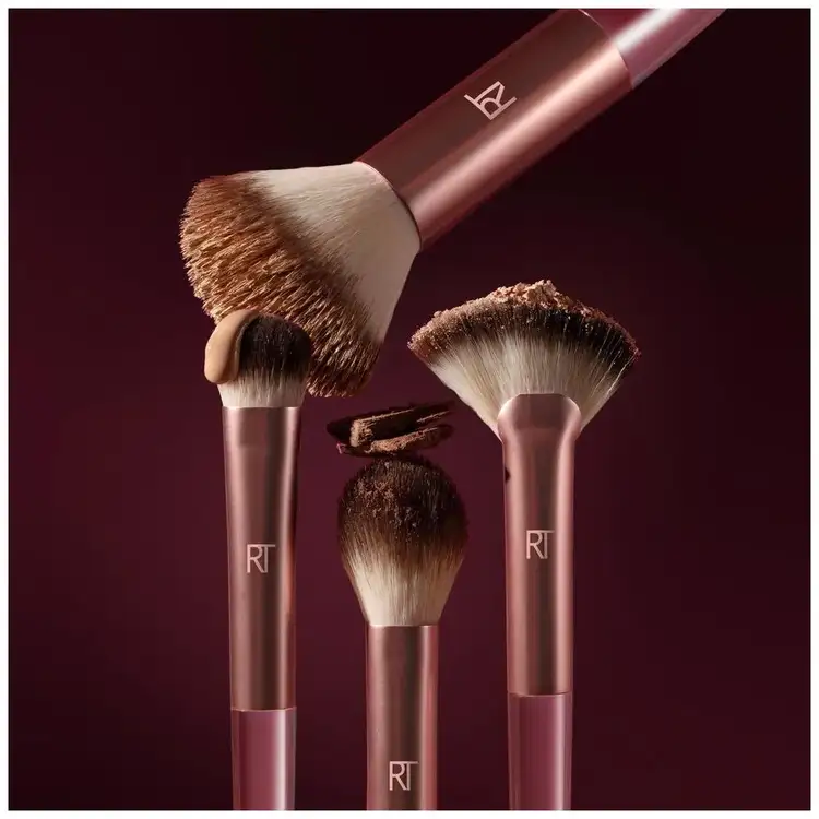 Cherry On Top - Set de brochas, para ocultar, cubrir e iluminar tu base