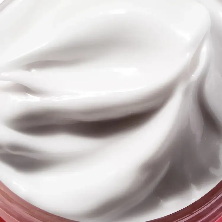 Transparen-C Pro Brightening Moisturizer Hidratante unifica el tono de piel