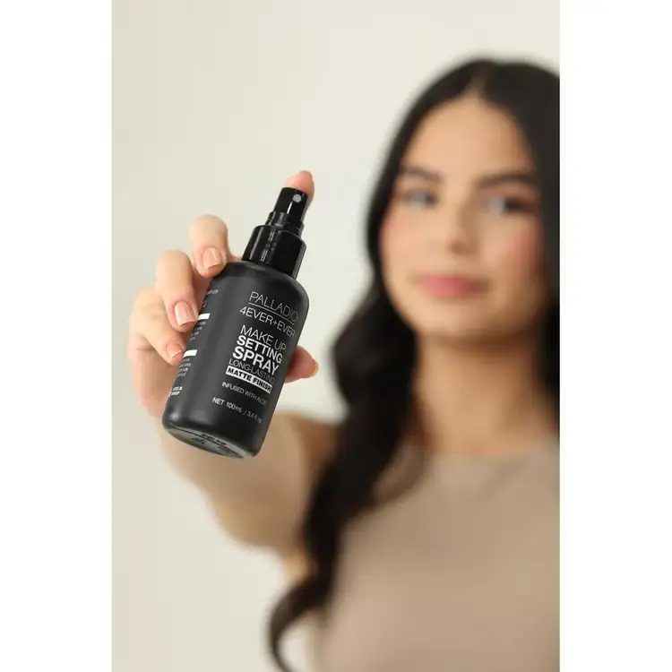 4Ever+Ever Make Up Spray fijador acabado mate de larga duracón