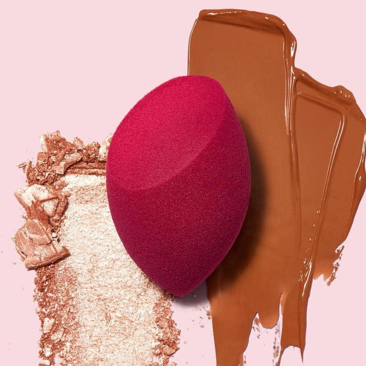 e.l.f. Total Face Sponge Esponja facial de múltiples lados