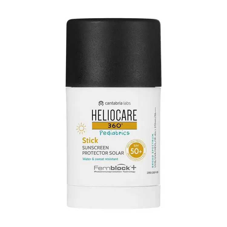 Pediatric Stick FPS 50+ Protector solar facial de textura ultraligera transparente