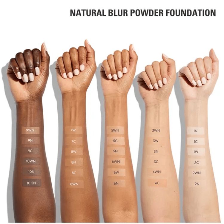 Kylie Natural Blur Powder Foundation - Base de maquillaje, acabado mate