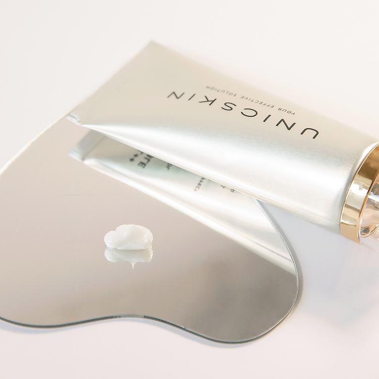 Unicretinol++ Invisible Night Mask Mascarilla tratamiento nocturno efecto flash