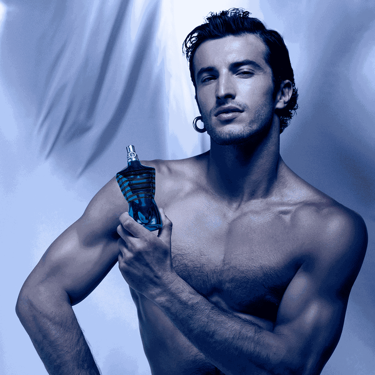 Le Male In Blue - Eau de Parfum, ola potente, aromática y especiada