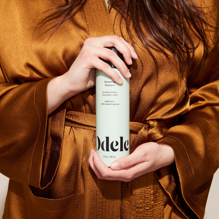 Smoothing Shampoo profesional controla el frizz