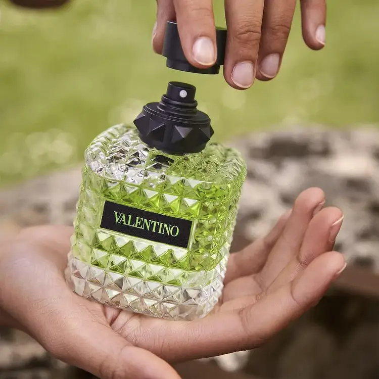 Donna Born in Roma Green Stravaganza - Eau de Parfum, aroma floral