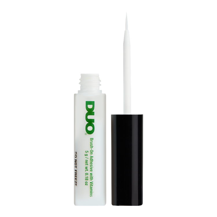 Duo Brush-On Adhesive With Vitamins Adhesivo para pestañas con pincel ultradelgado aplicación precisa con pincel.
