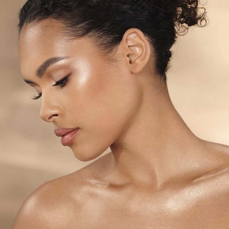 Glow Seeker Highlighter Iluminador en polvo polvo iluminador