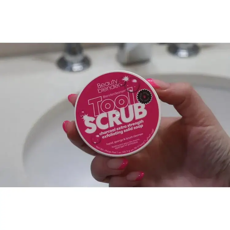 Blendercleanser® Limpiador de manos, esponjas y brochas con lavanda limpia y exfolia