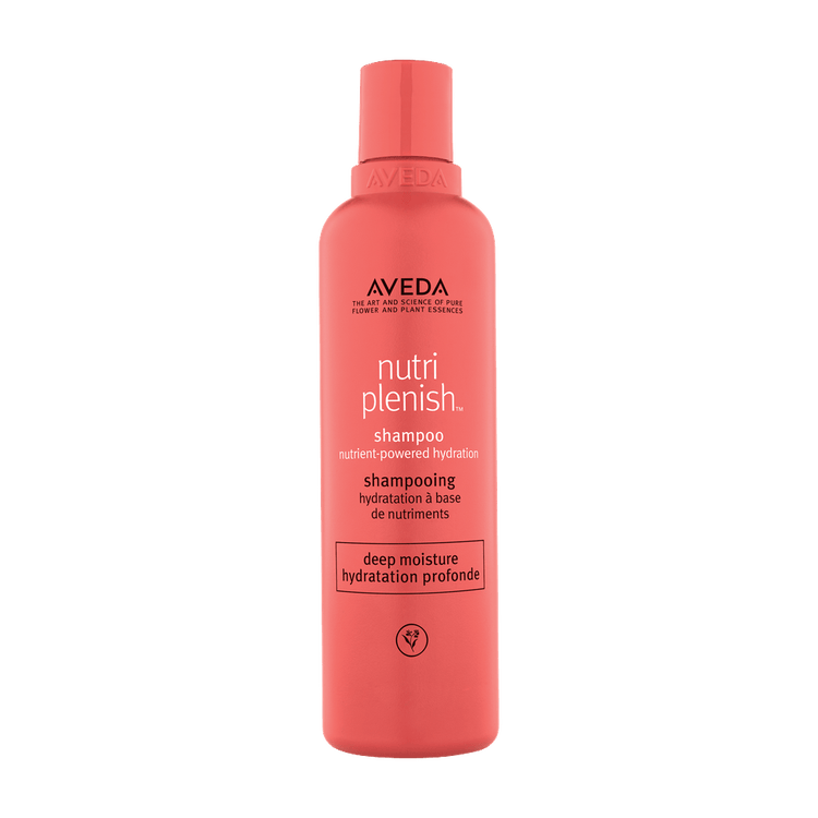Nutriplenish Shampoo hidrata y nutre el cabello seco y opaco