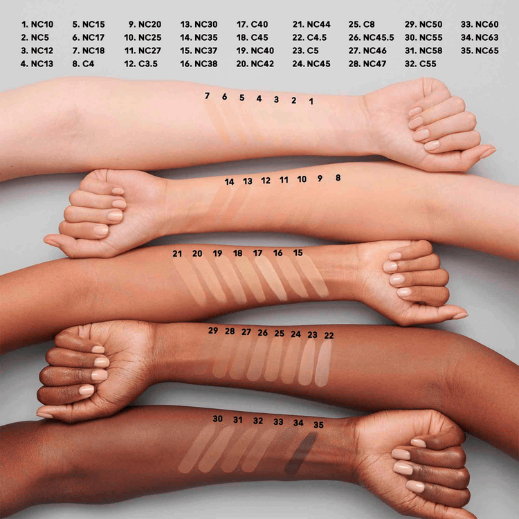 Studio Fix Fluid Spf 15 24Hr Matte Foundation + Oil Control Base de maquillaje mate natural, controla grasa e hidrata