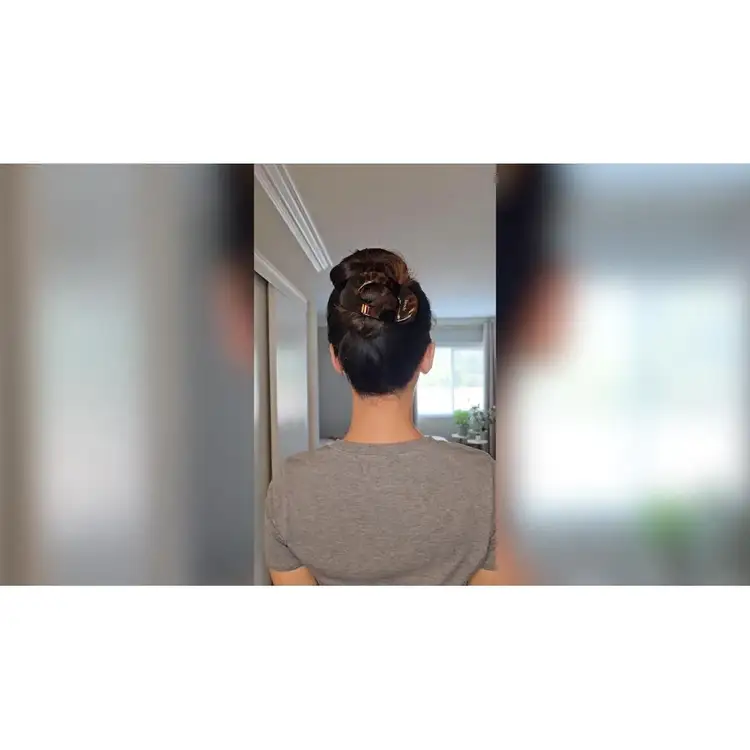 Tortoise Cloud Flat Pinza tipo garra estiliza tu cabello