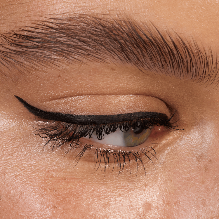 Quick Wing! Stamp Eyeliner Delineador