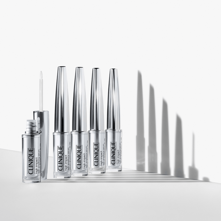 High Impact™ Lash Amplifying Serum Tratamiento de pestañas amplifica las pestañas