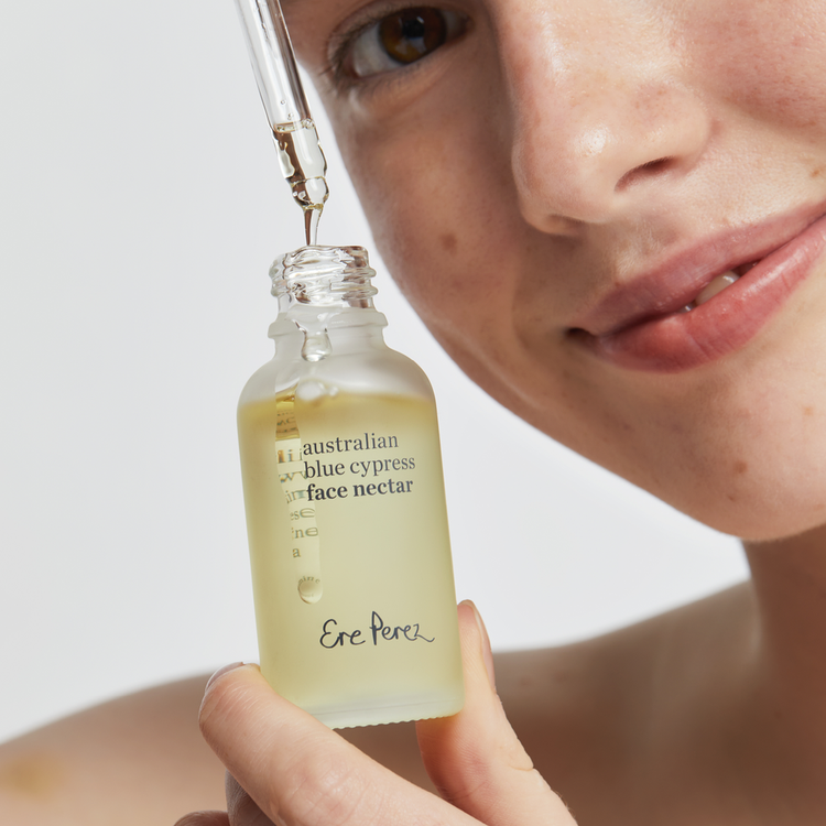 Néctar facial de ciprés azul australiano - Reduce signos de piel deshidratada
